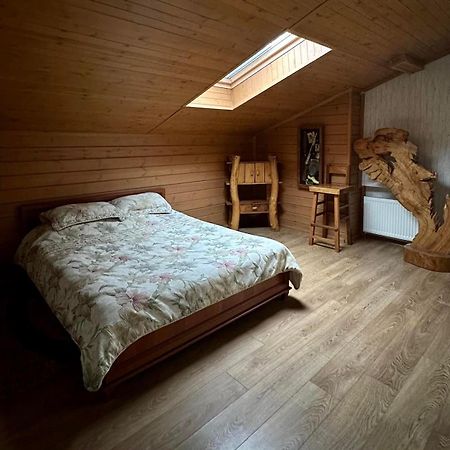 Готель-Ресторан Chalet Bila Tserkva Buitenkant foto